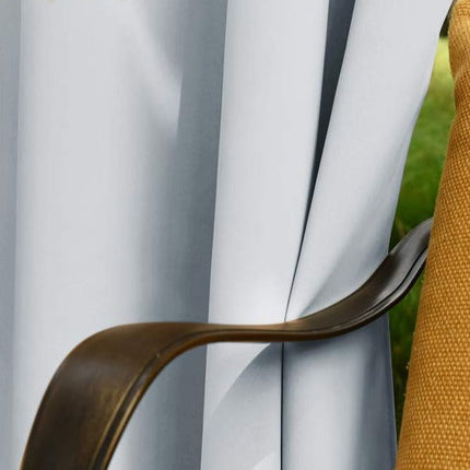 Slidstærkt gardin til havepavillon