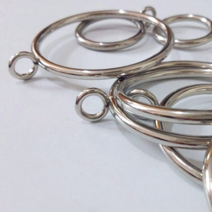 Gardinringe i metal med antik finish