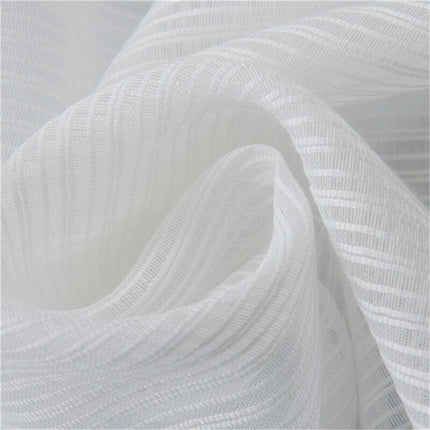 Hvidt transparent gardin med stribet tekstur