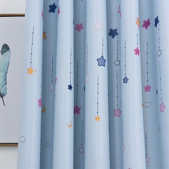 Gardin til børneværelse med by motiv