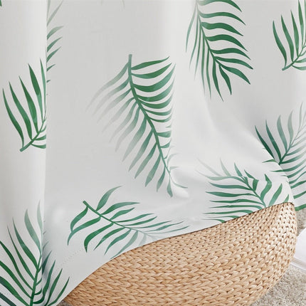 Hvidt gardin med grønne palmeblade