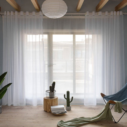Klassisk hvidt gennemsigtigt gardin til stue