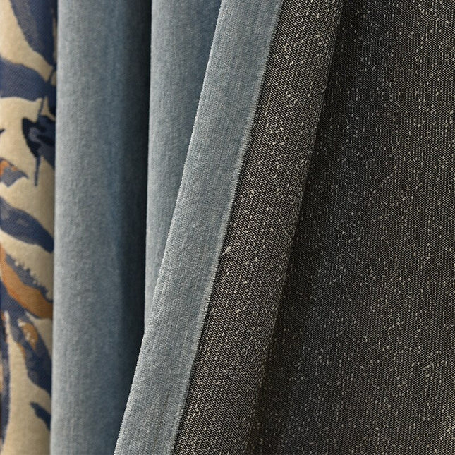 Mørklægningsgardin med botanisk bladmotiv