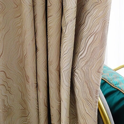 Beige mørklægningsgardin med bølget mønster