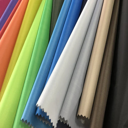 Vandtæt mørklægningsstof i metermål