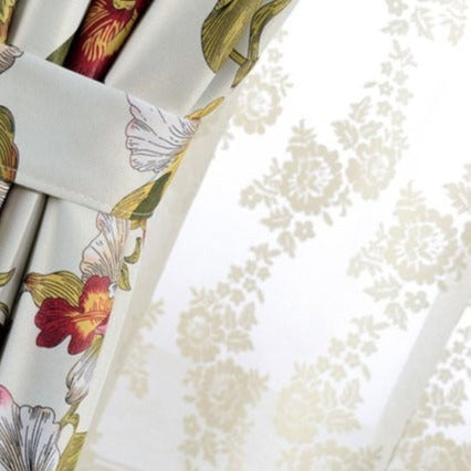 Gennemsigtigt gardin med elegant damask broderi