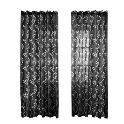 Let voile gardin med diskret bladbroderi