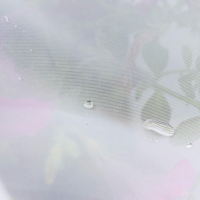 Let og gennemsigtigt udendørsgardin med øjer