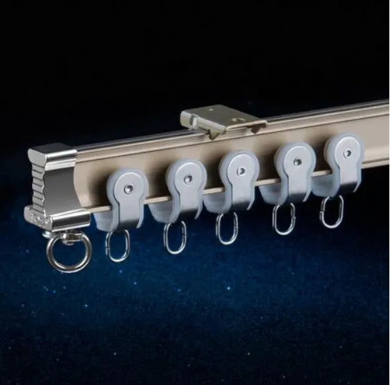 Fleksibel buet gardinskinne til loft