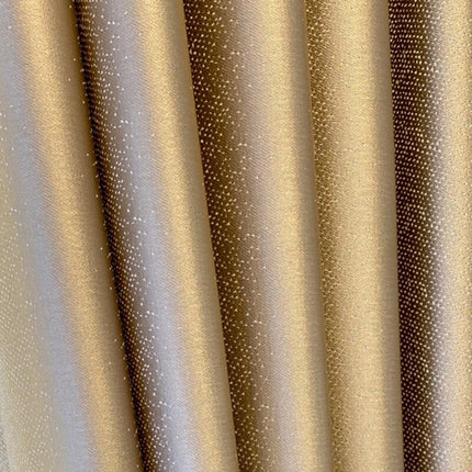 Skinnende mørklægningsgardin i gylden nuance