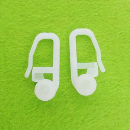 Gardinhægter i plast til rynkebåndsgardin