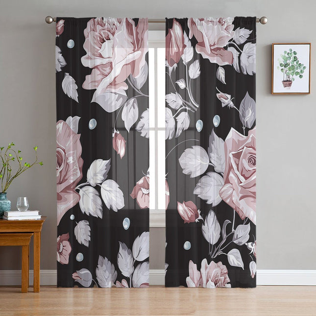 Transparent gardin med store roser