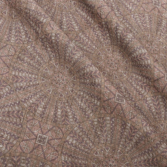 Mønstret mørklægningsgardin i vintage stil