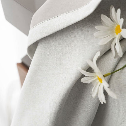 Hvidt lystæt gardin til soveværelse