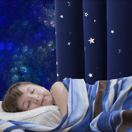 Lyserødt mørklægningsgardin med stjerner