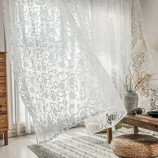 Let gardin med blomsterbroderi