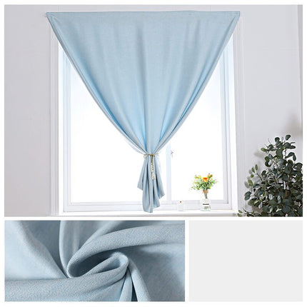 Lyst blåt gardin med velcrobånd