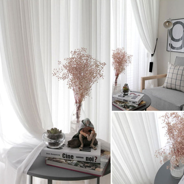 Hvidt let og luftigt gardin