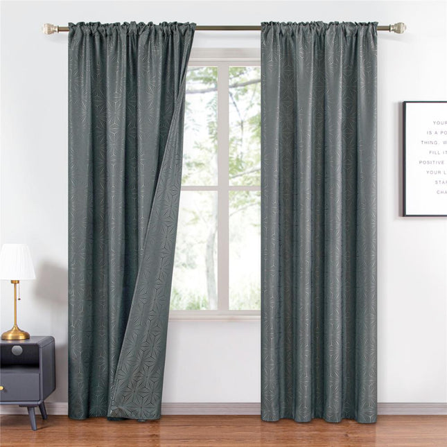 Gråt gardin med geometrisk jacquardmønster