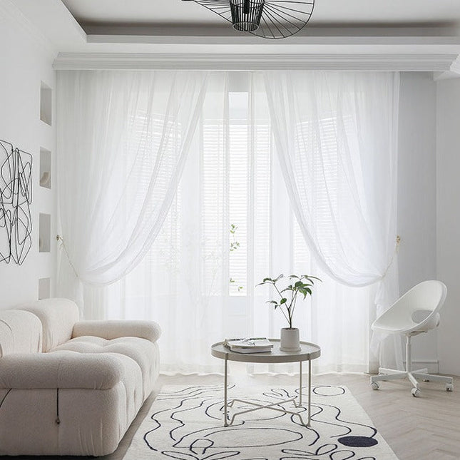 Klassisk hvidt gennemsigtigt gardin til stue