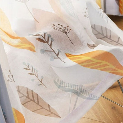 Let gardin med gult bladmotiv