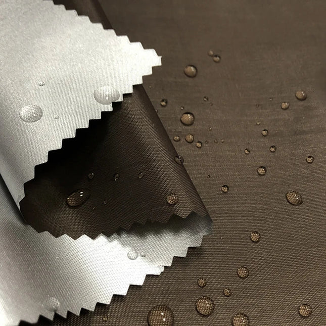 Vandtæt mørklægningsstof i metermål