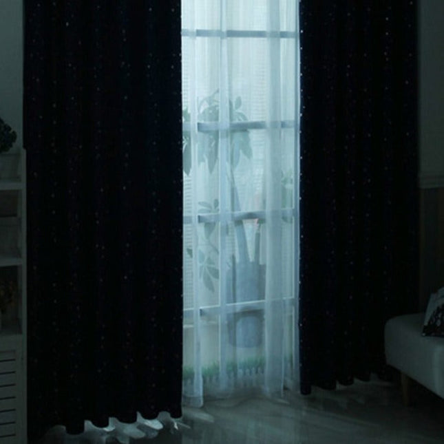 Lyserødt mørklægningsgardin med stjerner