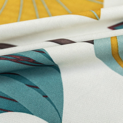 Gardin med skandinavisk bladmotiv