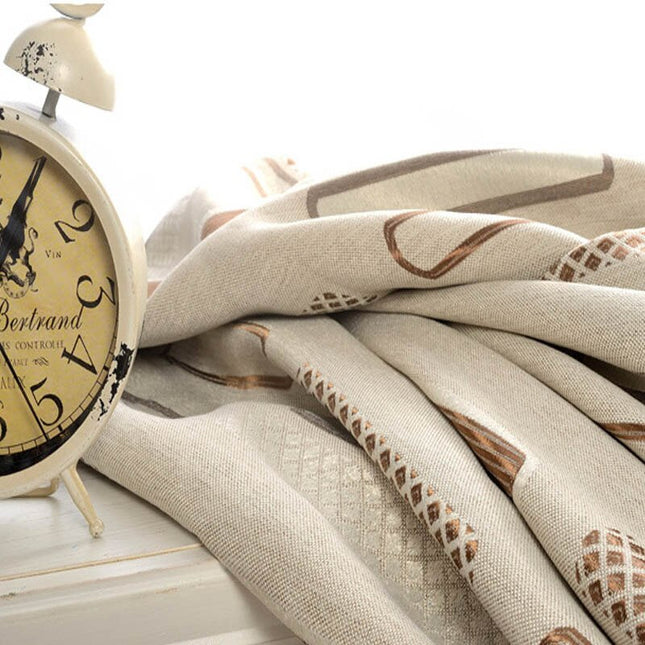 Moderne mønstret gardin til stuen