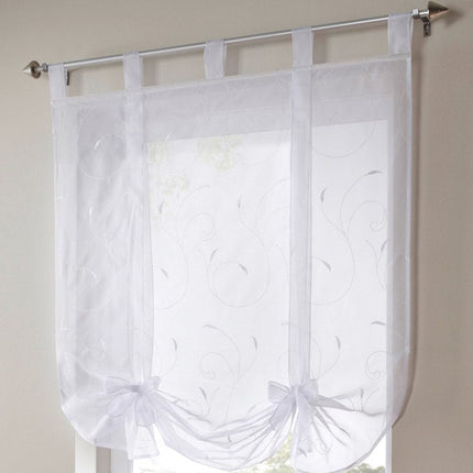 Romantisk liftgardin med rødt broderi