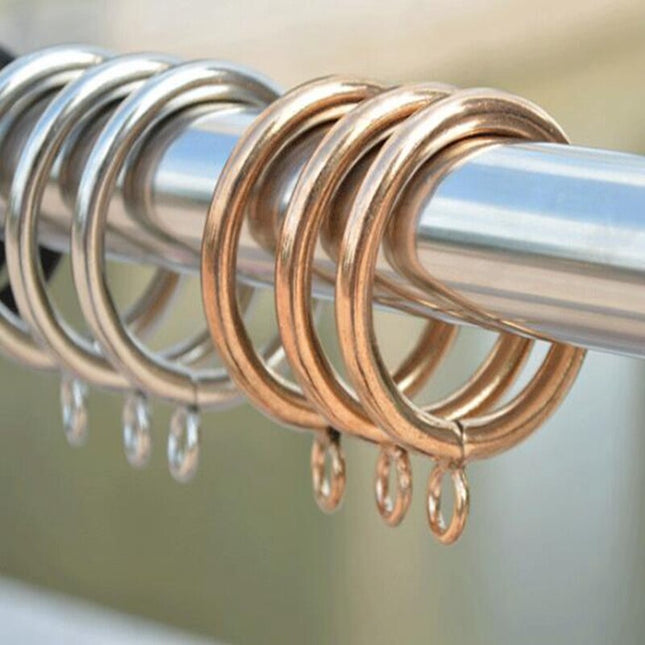 Gardinringe i metal med antik finish