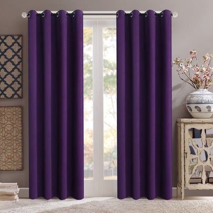 Ensfarvet mørkelilla gardin med øjer