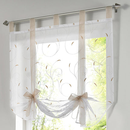 Romantisk liftgardin med rødt broderi