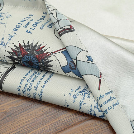 Mørklægningsgardin med maritimt tema til drengeværelse