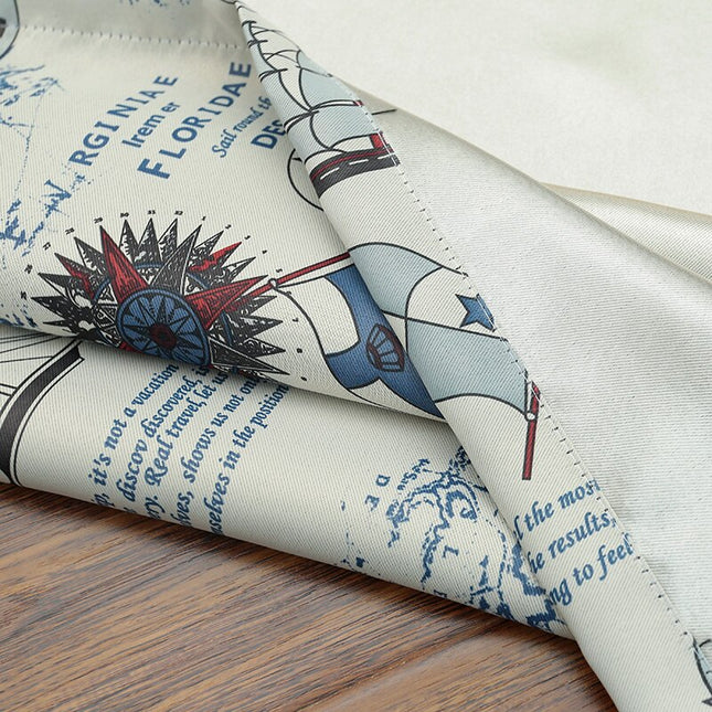 Mørklægningsgardin med maritimt tema til drengeværelse