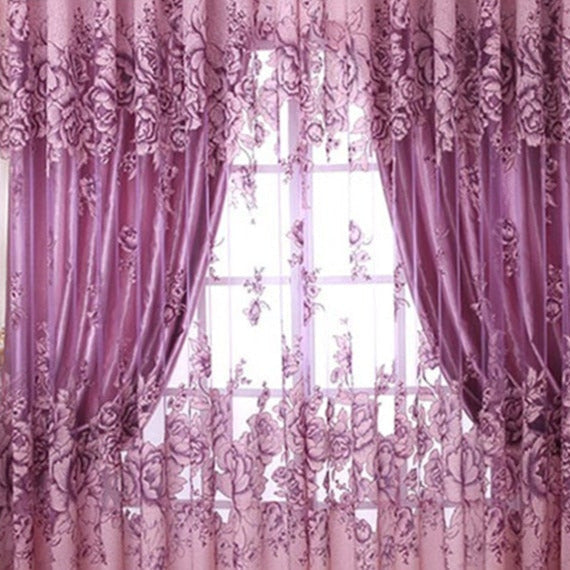 Blomstret voile gardin med perlekant forneden