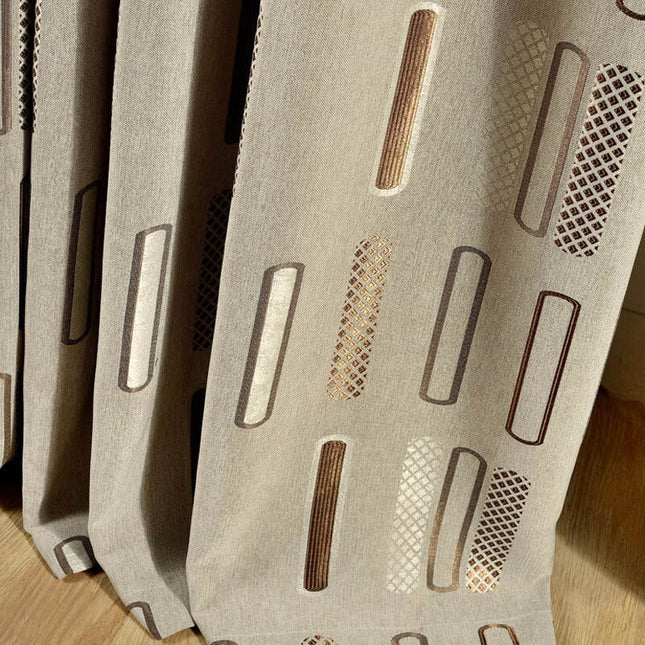 Moderne mønstret gardin til stuen