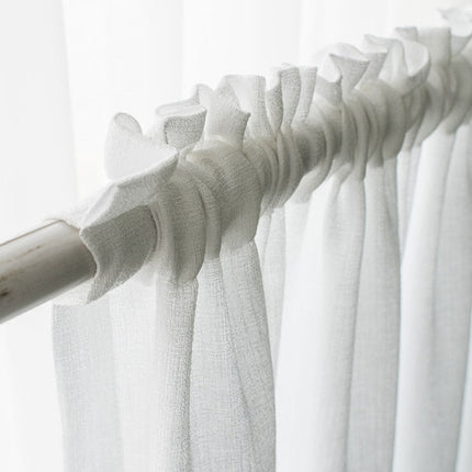 Hvidt let gardin med struktur