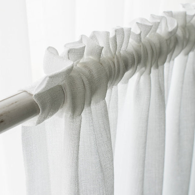 Hvidt let gardin med struktur