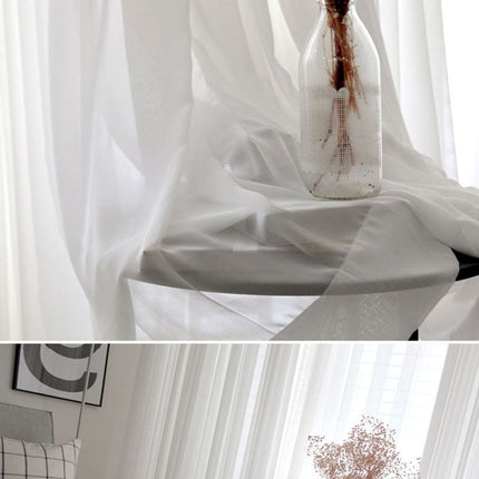 Hvidt let og luftigt gardin