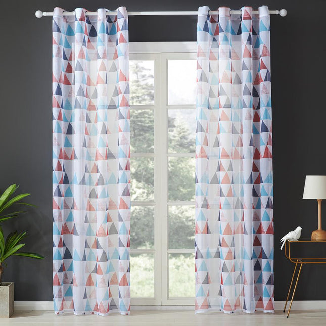 Let gardin med rødt geometrisk mønster