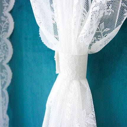 Romantisk hvidt blonde-gardin