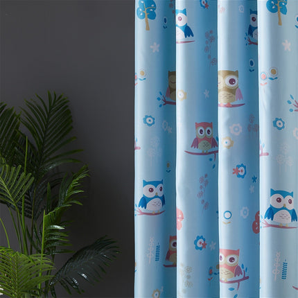 Blåt mørklægningsgardin med ugler til børn