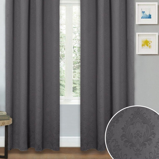 Beige mørklægningsgardin med præget mønster