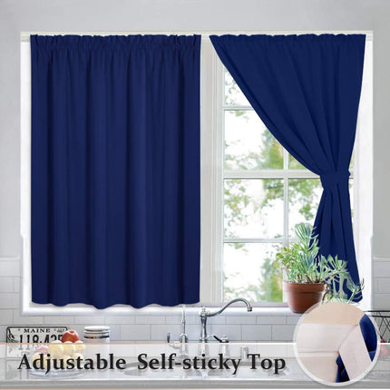Selvklæbende mørklægningsgardin til små vinduer