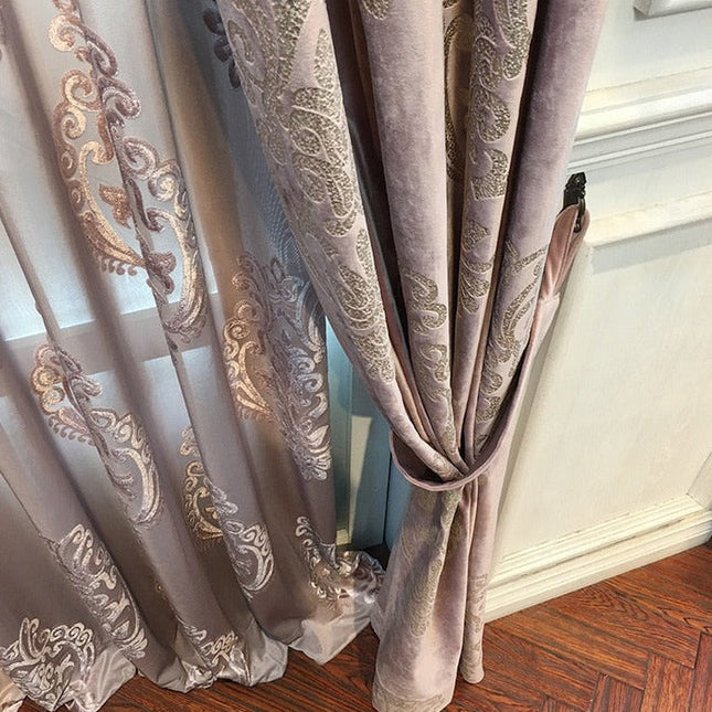 Vizelan mørklægningsgardin med præget mønster