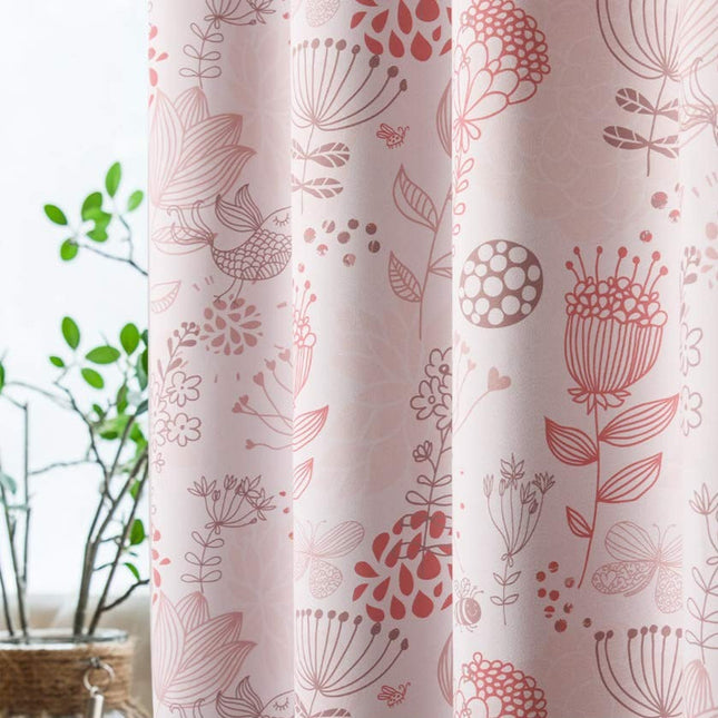 Gardin med stiliseret blomstermotiv