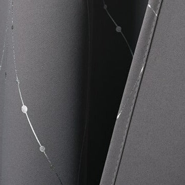 Gråt mørklægningsgardin med sølvtråde