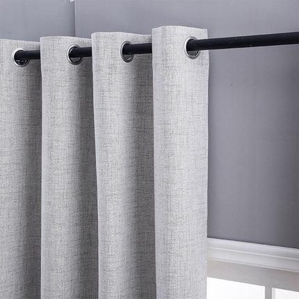 Lysegråt Erne mørklægningsgardin med struktur