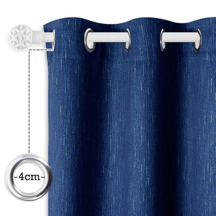 Mørkt meleret gardin til stuen